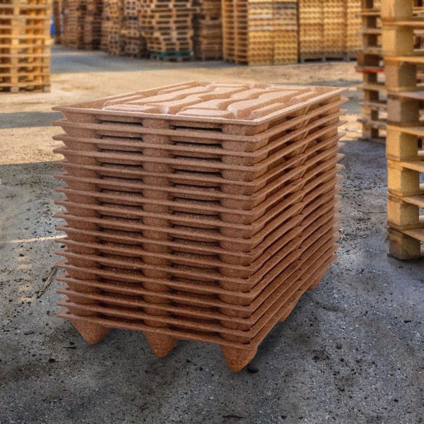 Palets de madera prensada encajables reducen el coste de almacenaje