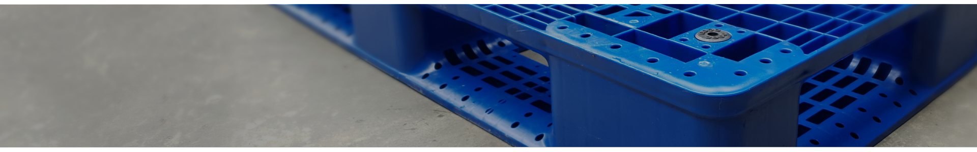 Pallet shrink sleeves