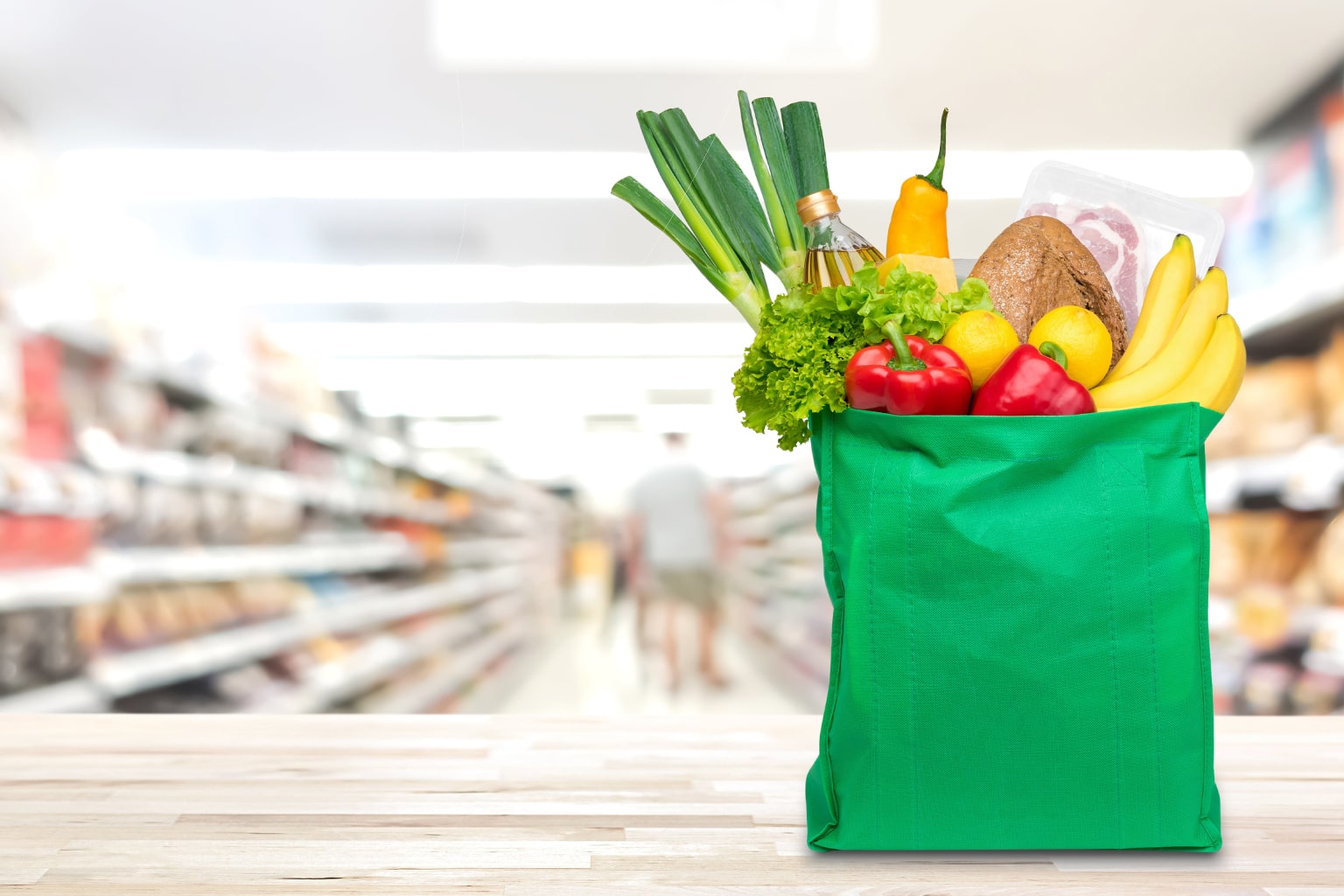Razones por las que usar bolsas sostenibles en supermercados
